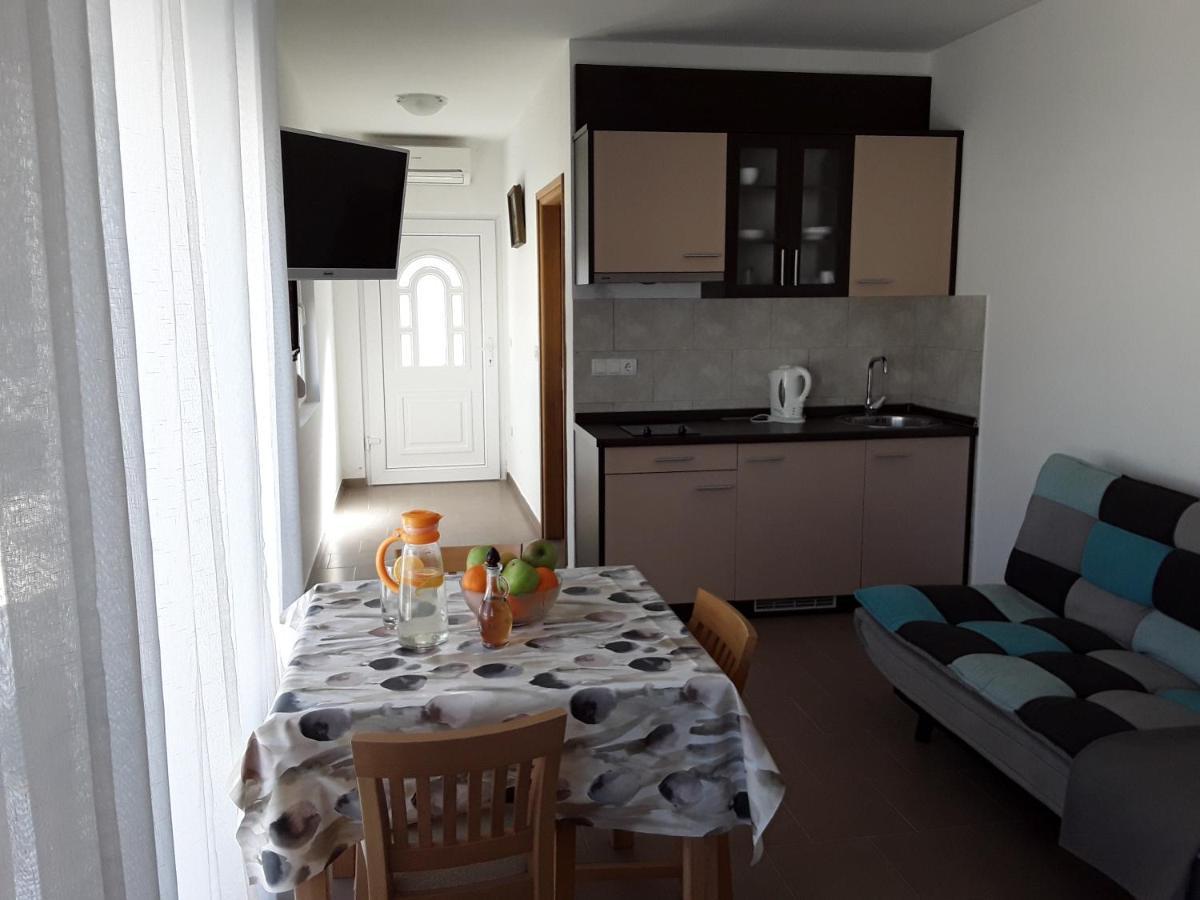 Zaton Apartmani M. Ilesh Exterior photo
